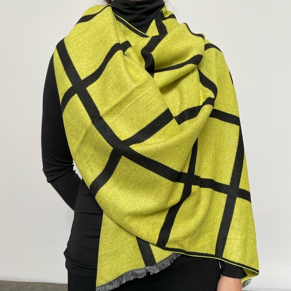 Scarf - Picture 3 of 4